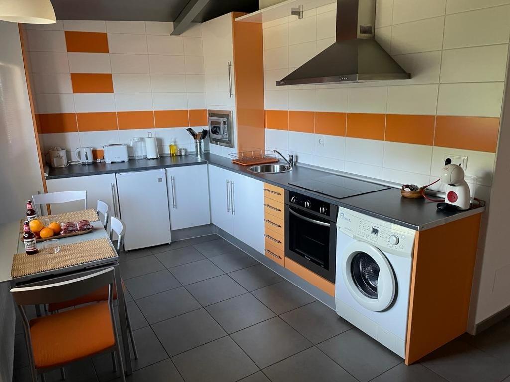 Apartamentos Los Tojos Colsa Eksteriør bilde